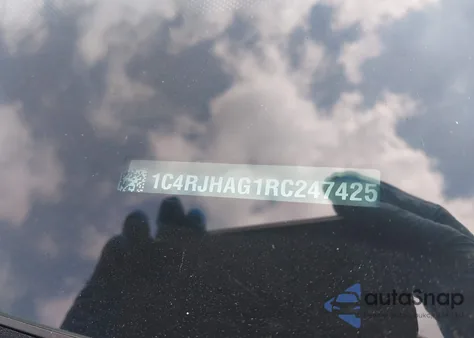 2024 Jeep Grand Cherokee Laredo 4X4 из США, поврежденный, VIN 1C4RJHAG1RC247425